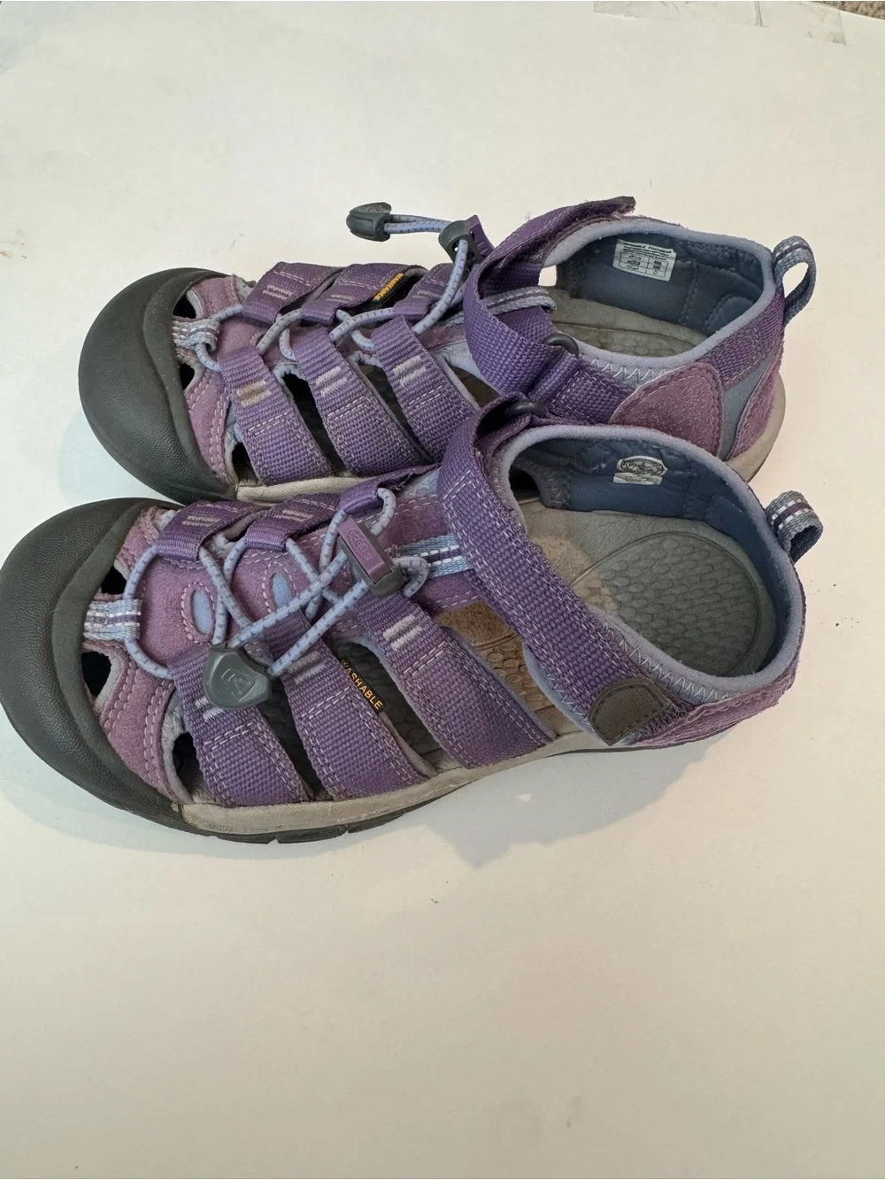 Keen purple water